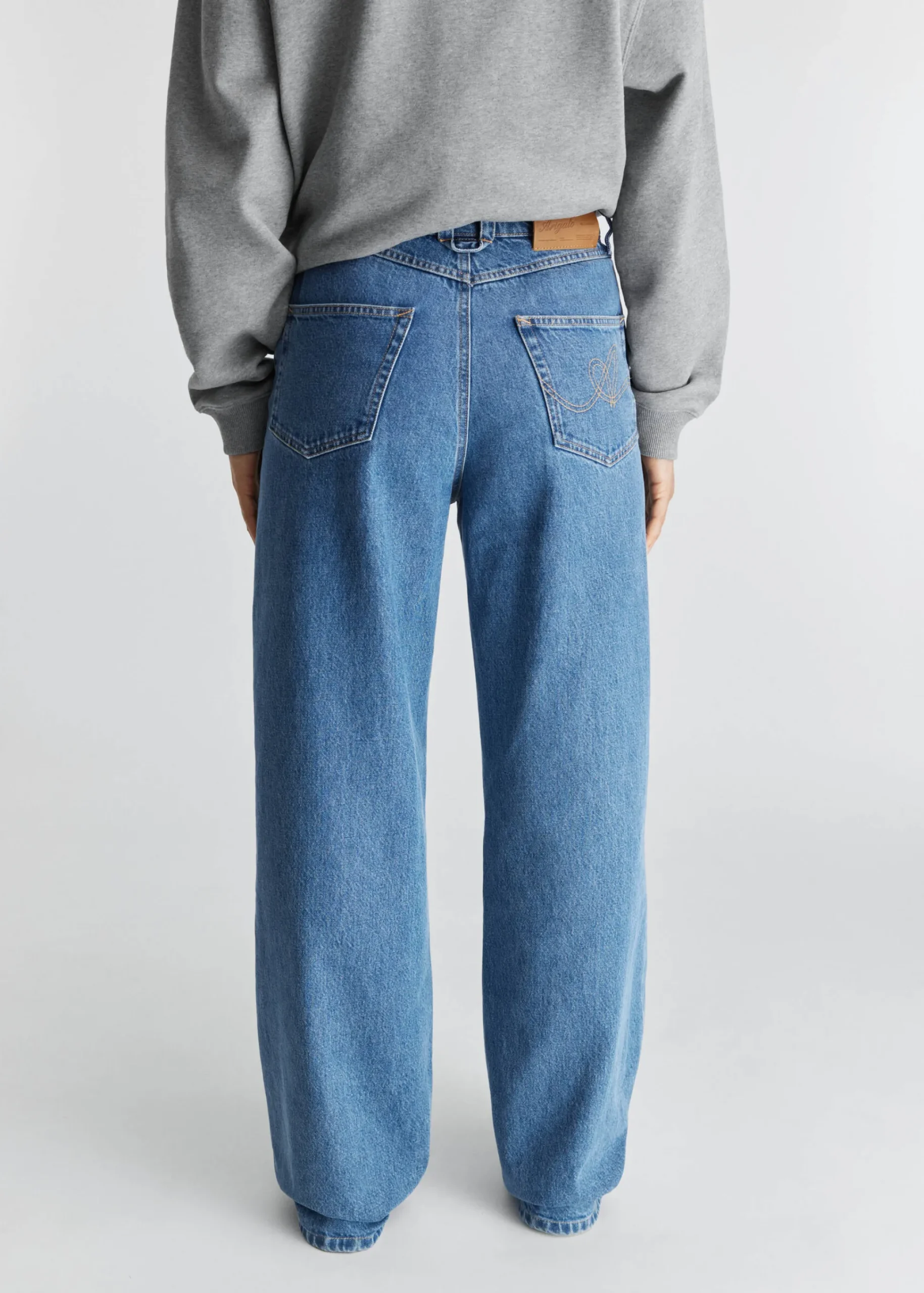 Clara Wide-Leg Jeans