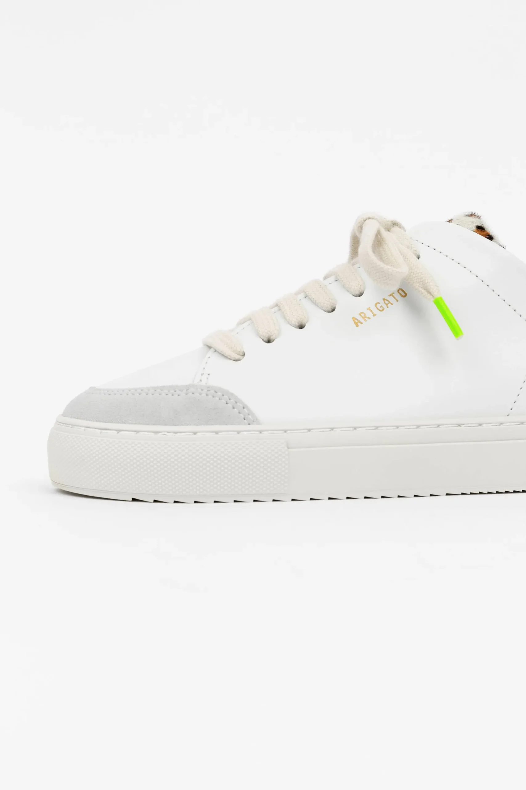 Clean 90 Triple Sneaker