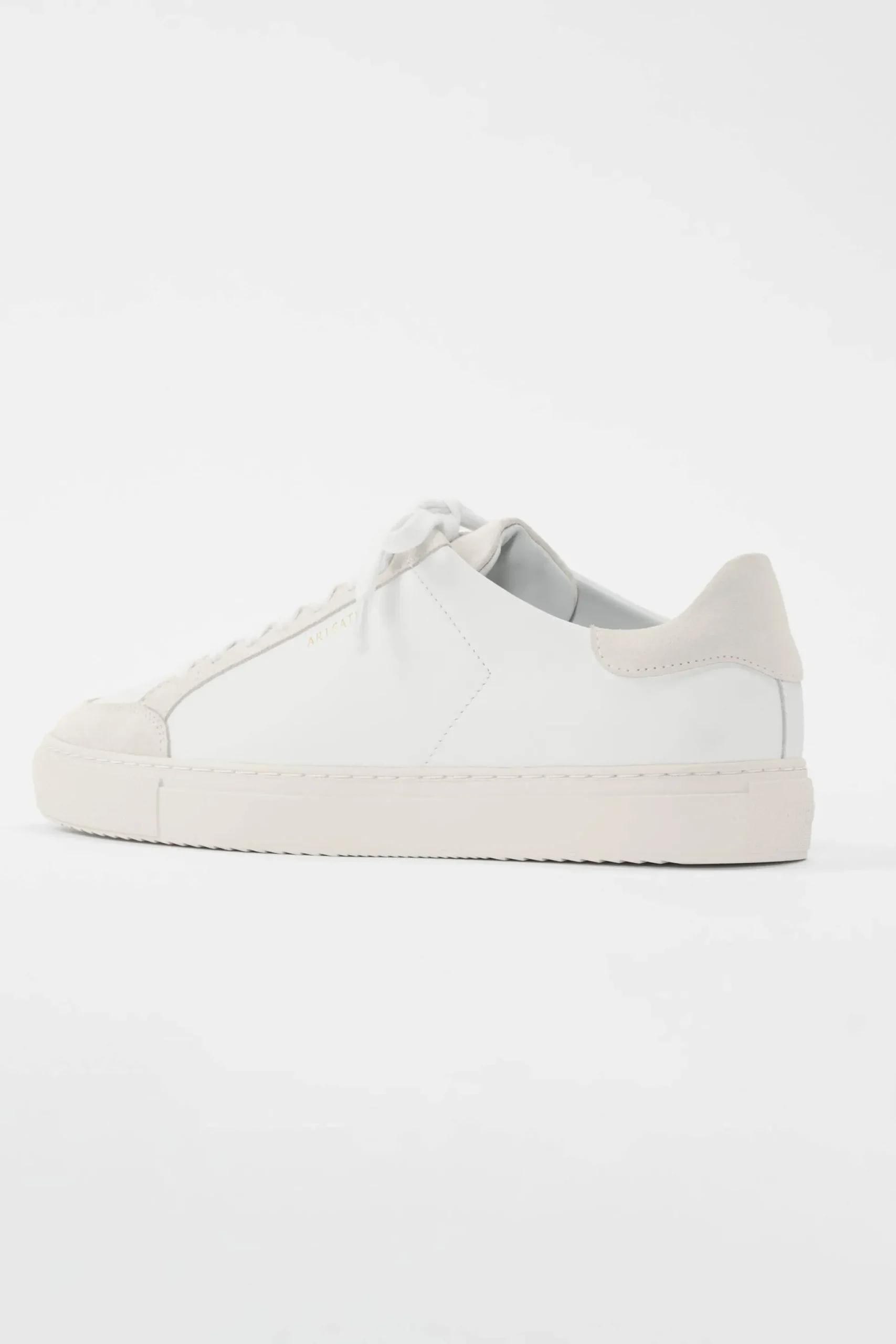 Clean 90 Triple Sneaker